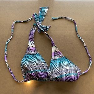 Y2K vintage Billabong purple and blue zig zag padded bikini top
